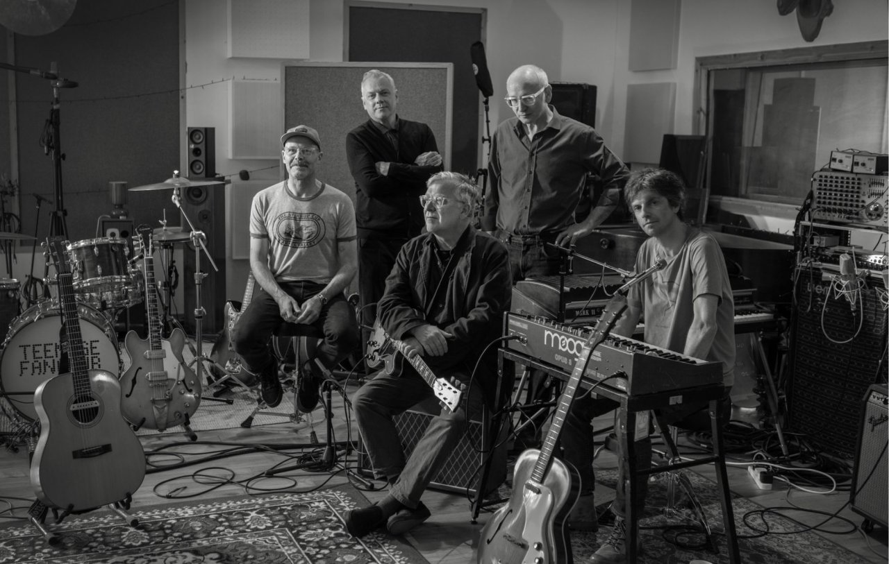 Teenage Fanclub vuelve sin ilusiones ingenuas: 'Do Not Dare To Dream' es su respuesta a los mantras vacíos