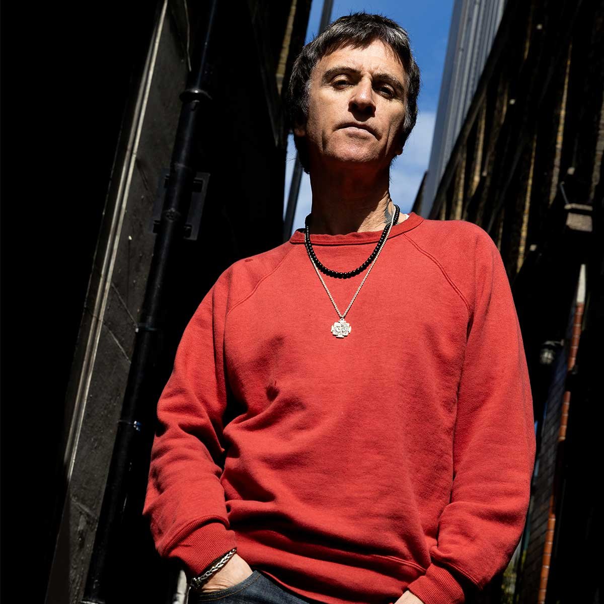 Johnny Marr se planta ante la saturación con 'The Age of Everything'