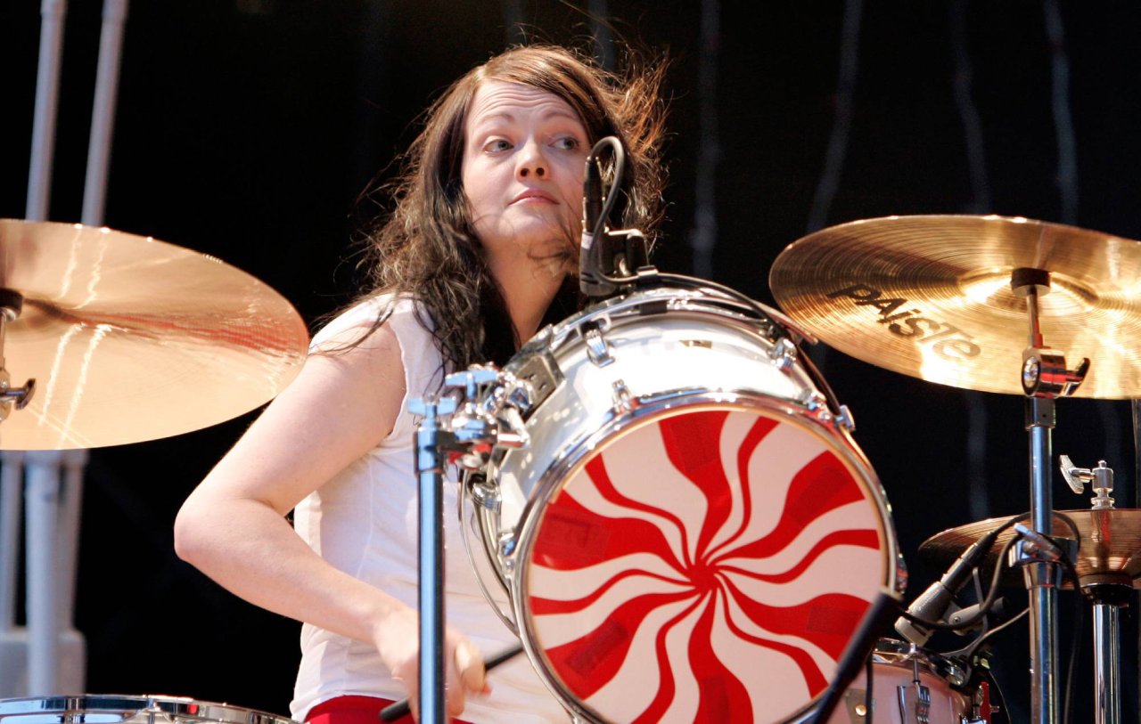 Escándalo: El Daily Mail acosó a una mujer, creyendo que era Meg White de The White Stripes